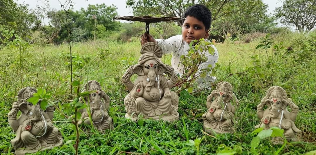Clay idol